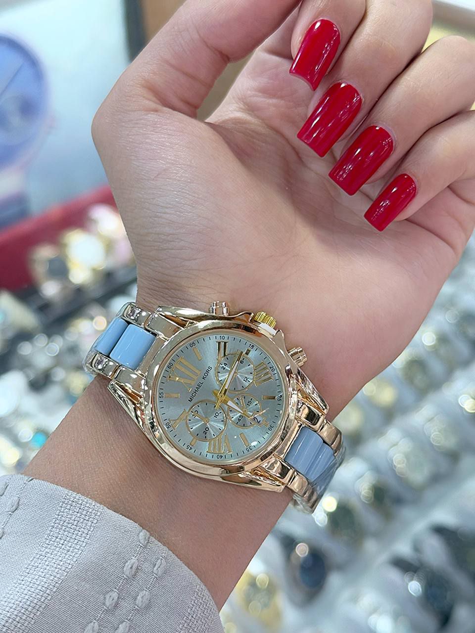 ساعت زنانه پرفروش مارک سرامیکی نهایت شیک بودن