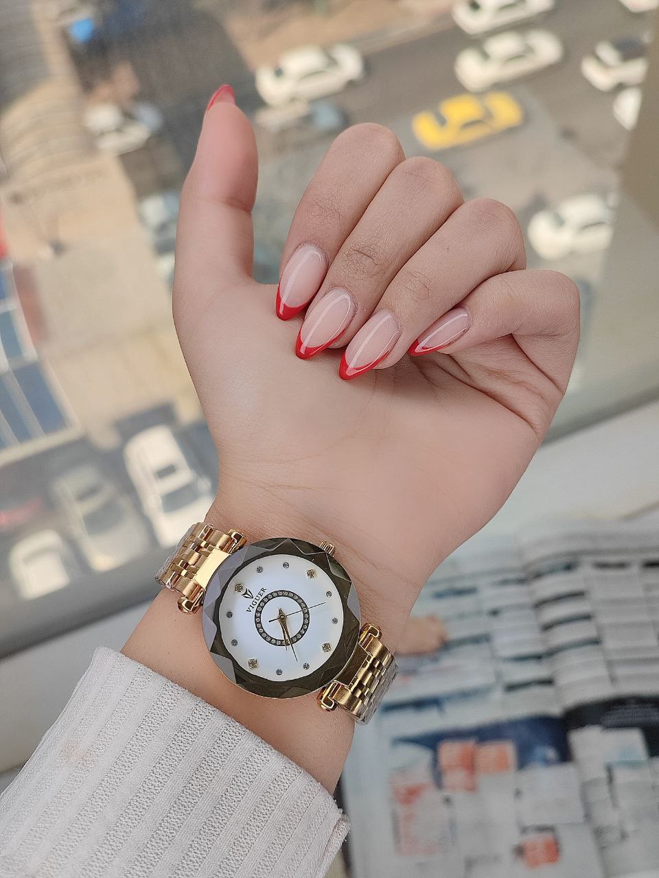 ساعت ‏زنانه مارک ویگور viguer 8008507061 رنگ ثابت  شیشه تراش  دو قفله مخفی  موتور با کیفیت  قاب و بند استیل  کیفیت بسیار خوب  همراه با جعبه