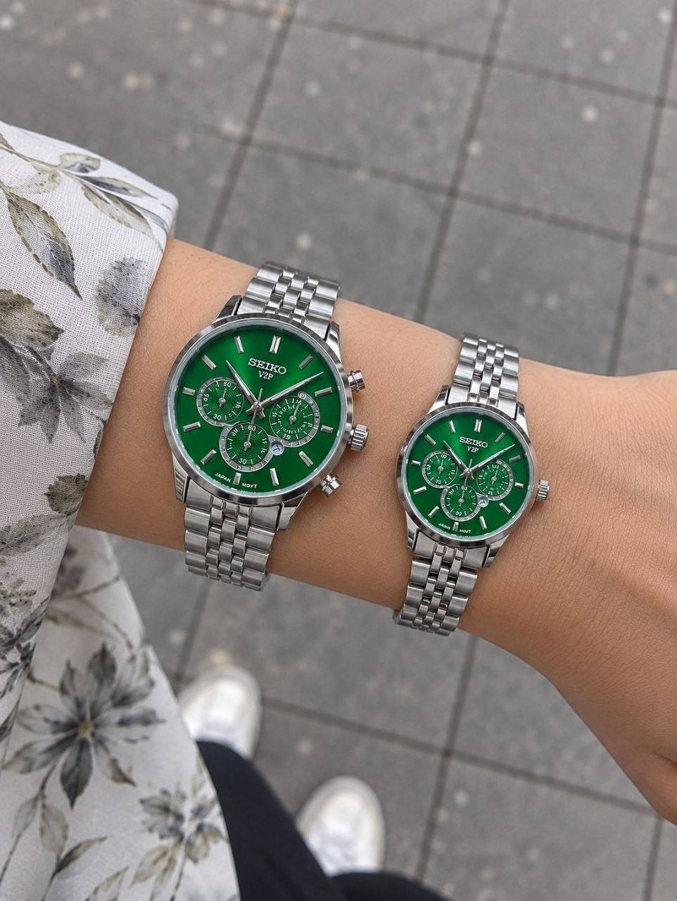 ست ساعت زنانه و مردانه ☑️seiko   Couple collection          ⌚️ ست زنانه و مردانه سیکو | خاصِ خاص‌پسندا 💚  دارای روزشمار  طرح کرنو گراف  قفل کلیپسی  موتورکوارتز  بنداستیل