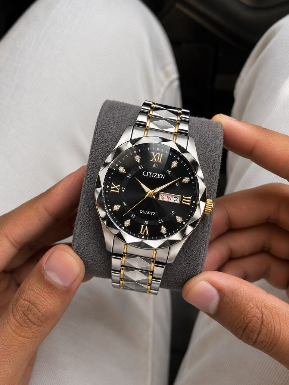 ساعت مچی مردانه ☑️CITIZEN  Man collection               ⌚️سی تیزن الماس مدلی نو  رفرانس4200GO دارای روز شمار و ایام هفته  طرح الماس بند استیل مقاوم دربرابر آب  قفل کلیپسی  موتور  کوارتز